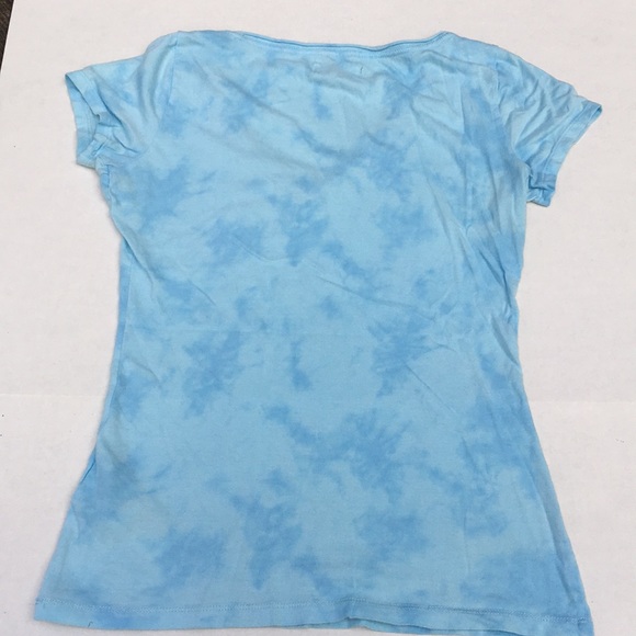FREE GIFT V neck t shirt - Picture 5 of 5